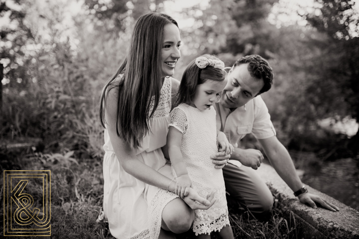 relaxed family session in rochester hills