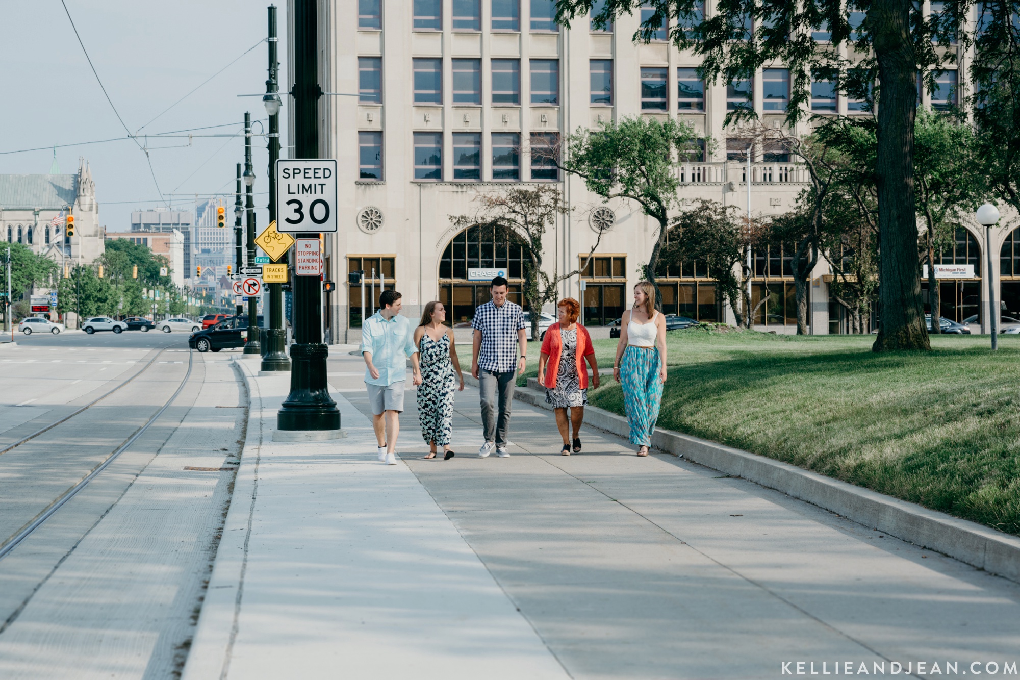 CANDID FAMILY PHOTOS DETROIT MI