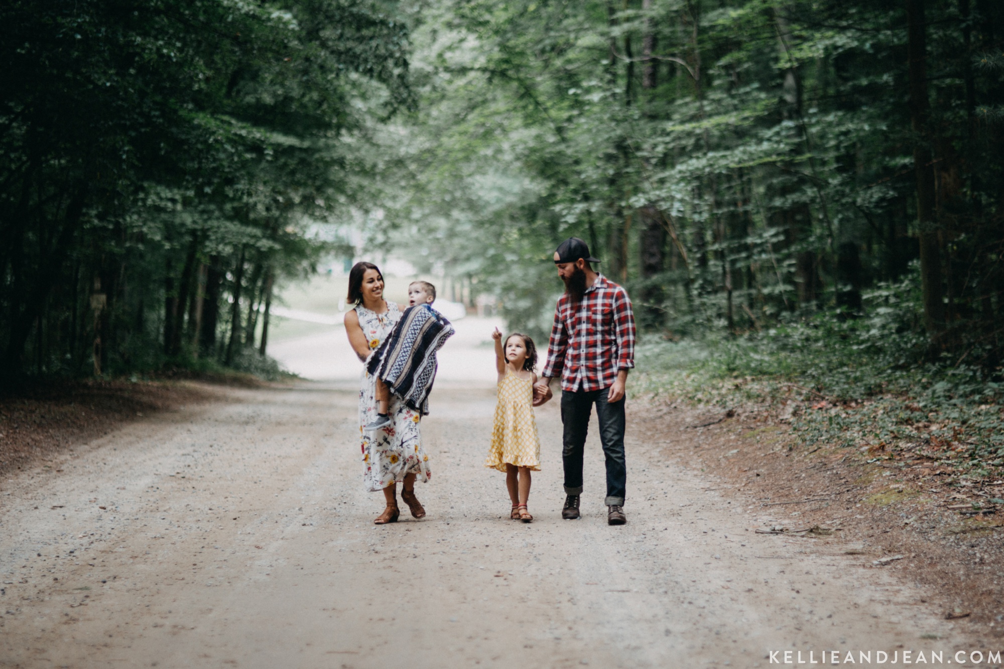 NATURAL METRO DETROIT FAMILY PHOTOGRAPHY BY KELLIE&JEAN PHOTOGRAPHY