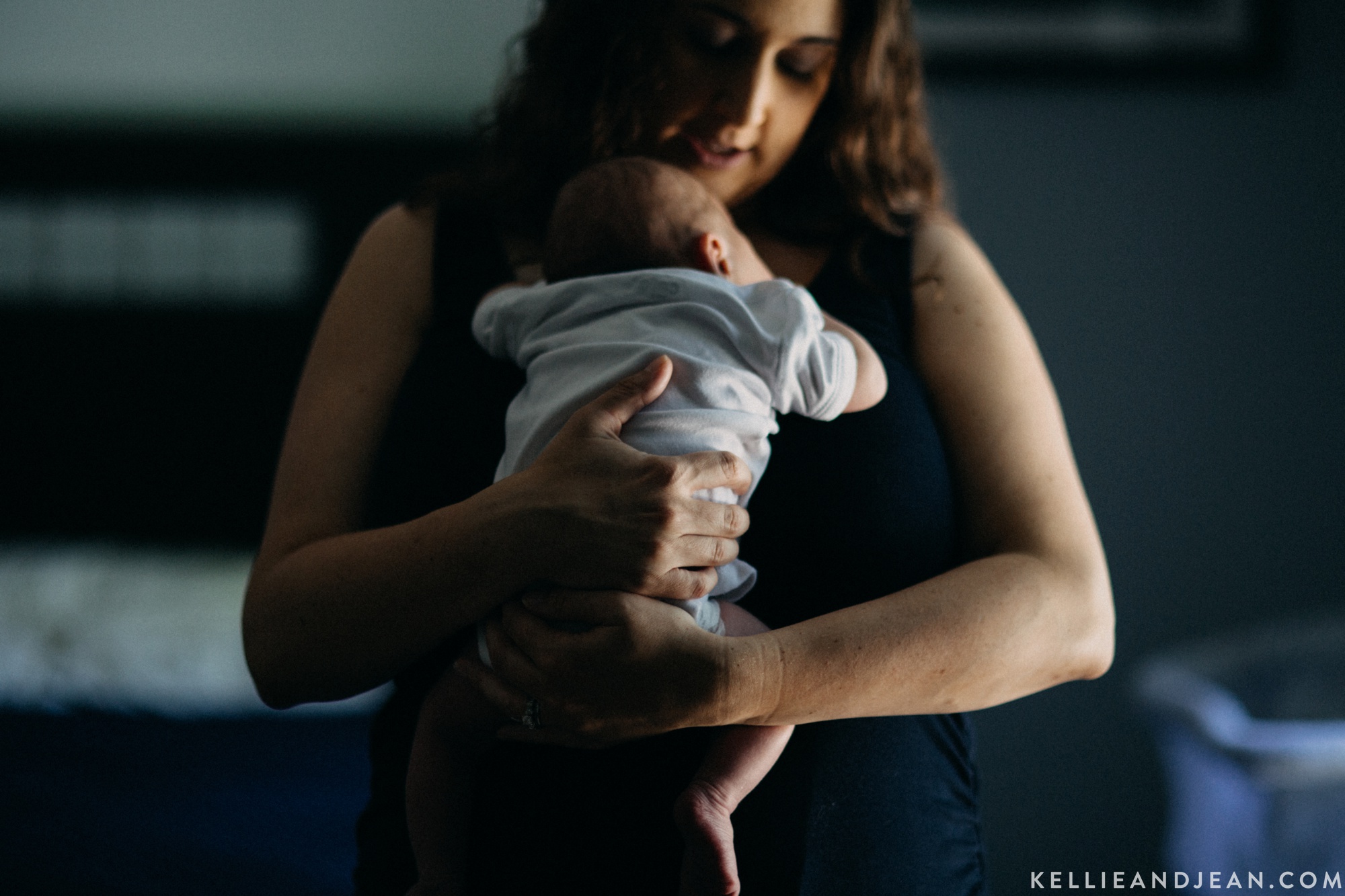 MOTHER AND SON NEWBORN PHOTOGRAPHY MI