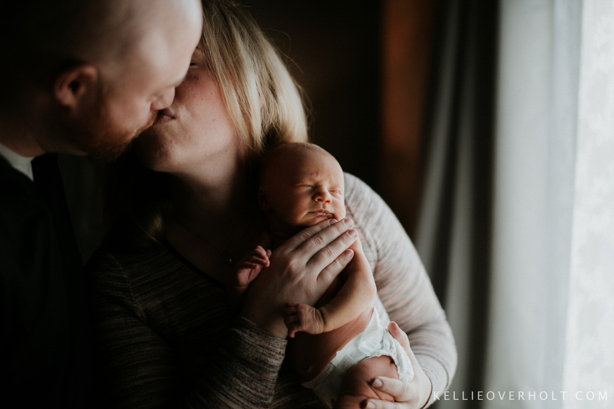 NATURAL METRO DETROIT FAMILY PHOTOGRAPHY BY KELLIE OVERHOLT PHOTOGRAPHY