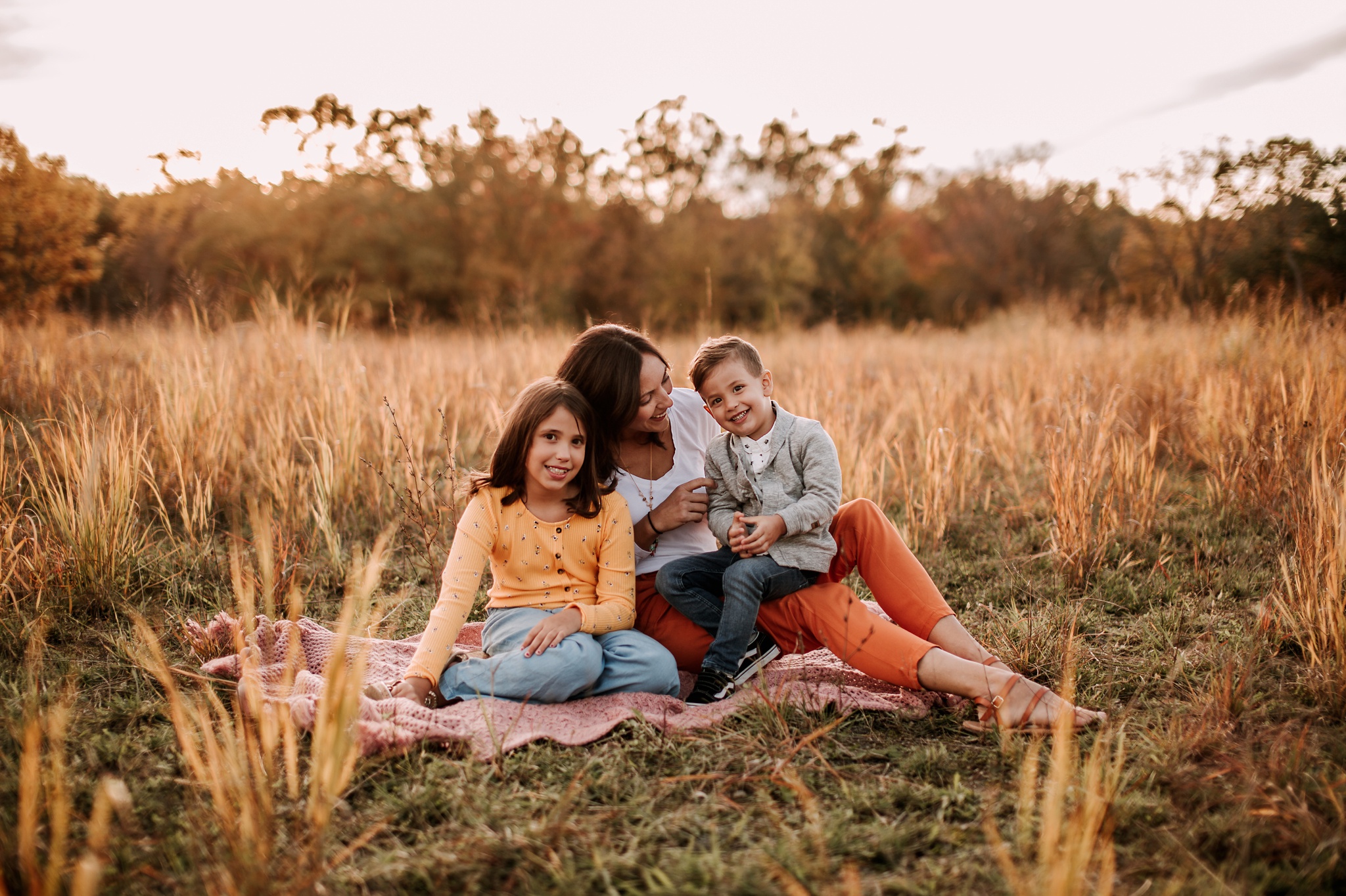 NATURAL METRO DETROIT FAMILY PHOTOGRAPHY BY KELLIE OVERHOLT PHOTOGRAPHY