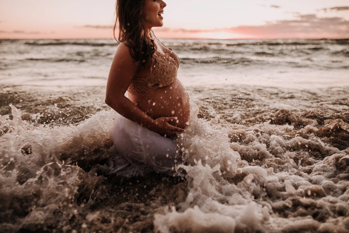 Grand Haven Beach Pregnancy Announcement Photos