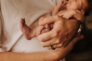 detroit newborn photographer