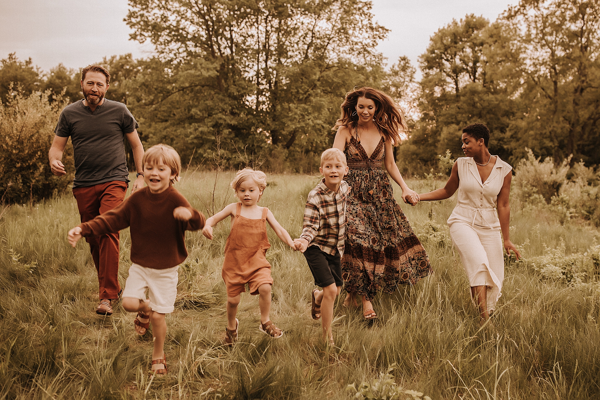 FAMILY PHOTOS IN FIELD MI