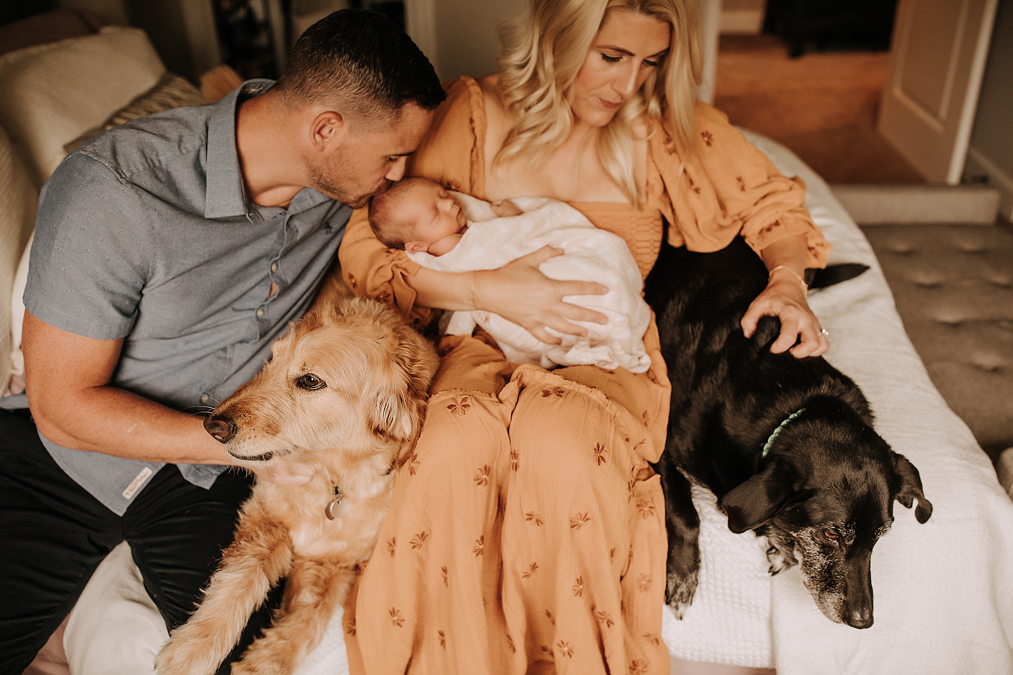 NEWBORN SESSION AT HOME MICHIGAN