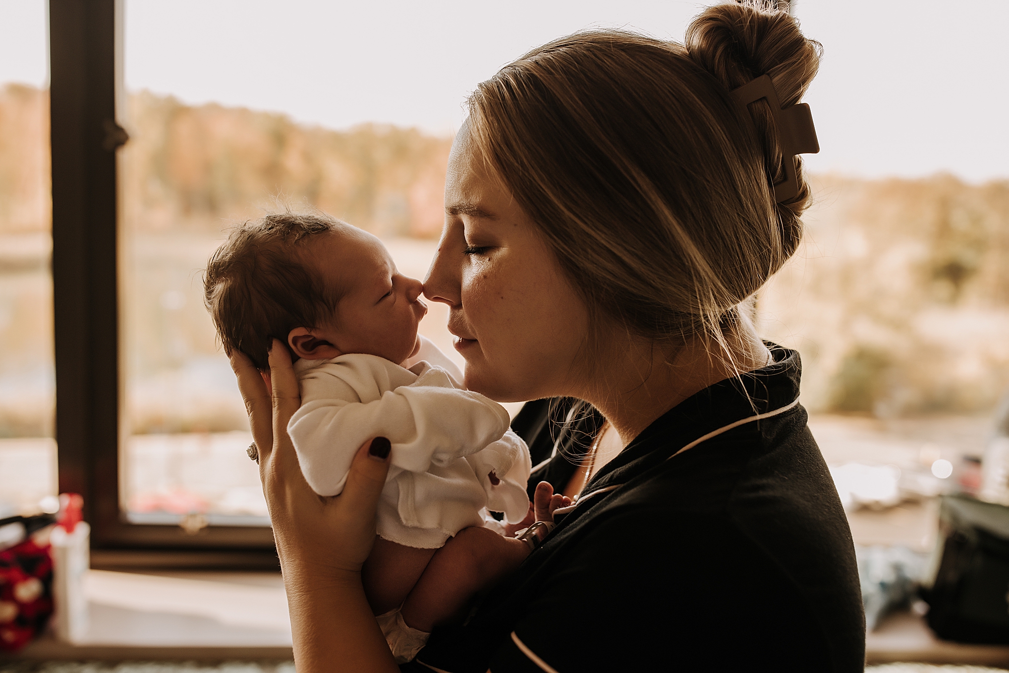 SOUTH LYON MI NEWBORN PHOTOGRAPHER