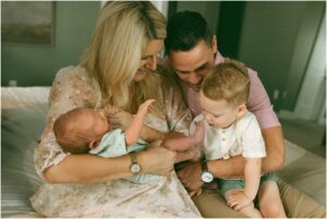 FAMILY NEWBORN PHOTOS MICHIGAN
