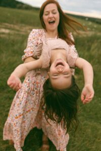 NATURAL METRO DETROIT FAMILY PHOTOGRAPHY BY KELLIE OVERHOLT PHOTOGRAPHY
