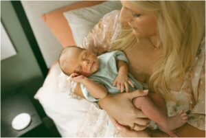NEWBORN PHOTOGRAPHER FENTON MI