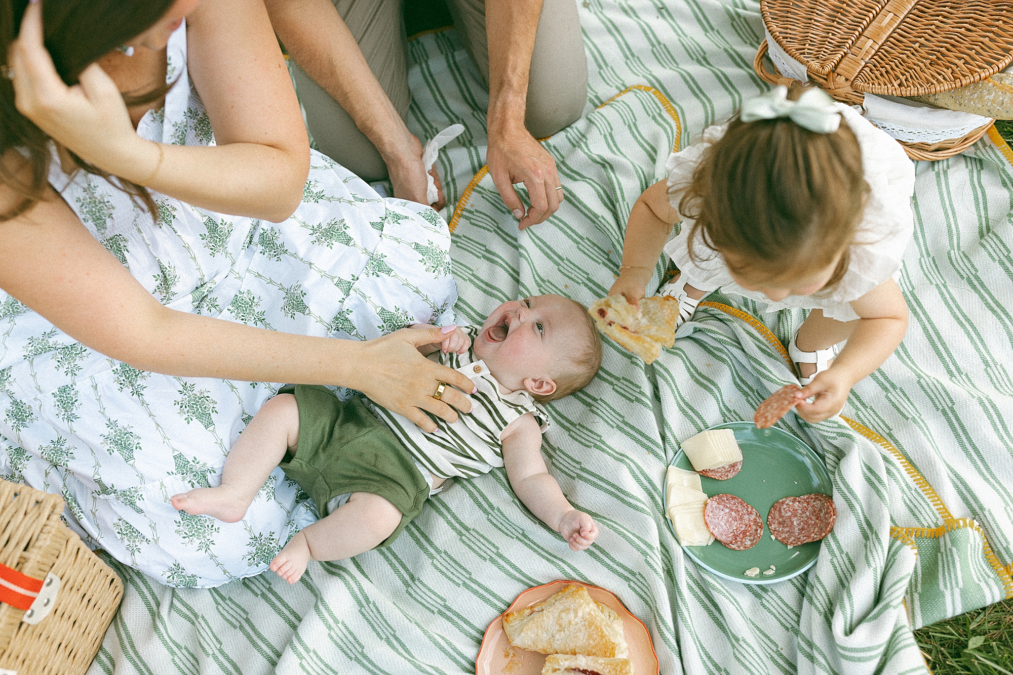 Family Picnic Photoshoot in Brighton