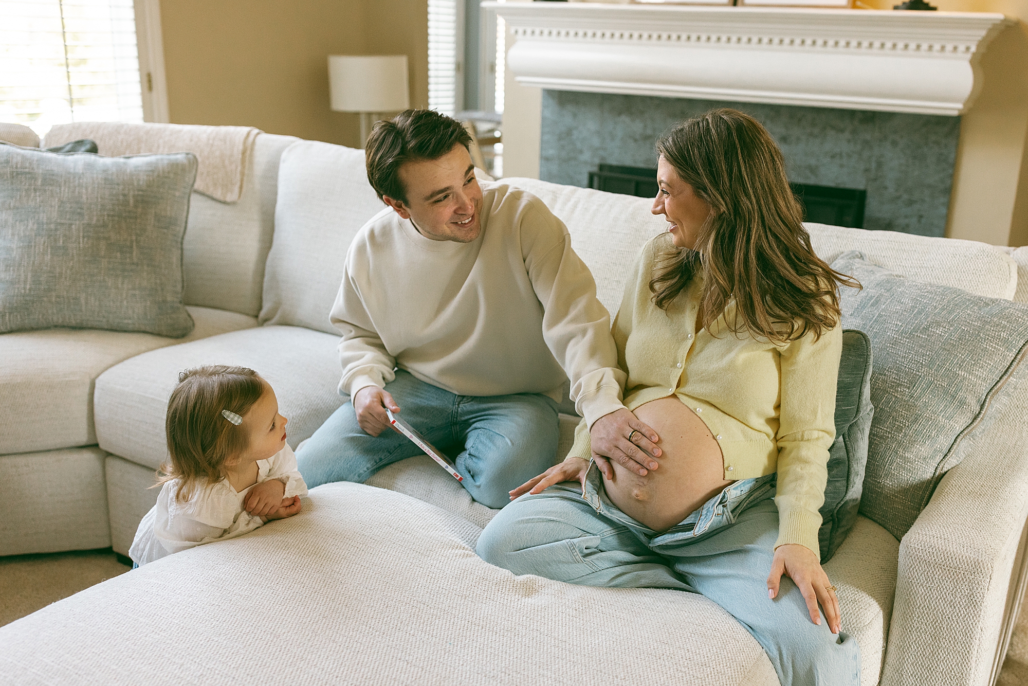 Maternity Pictures at Home Brighton MI