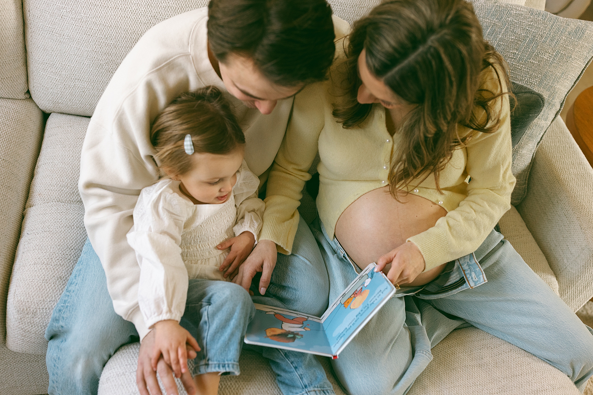Maternity Pictures at Home Royal Oak MI