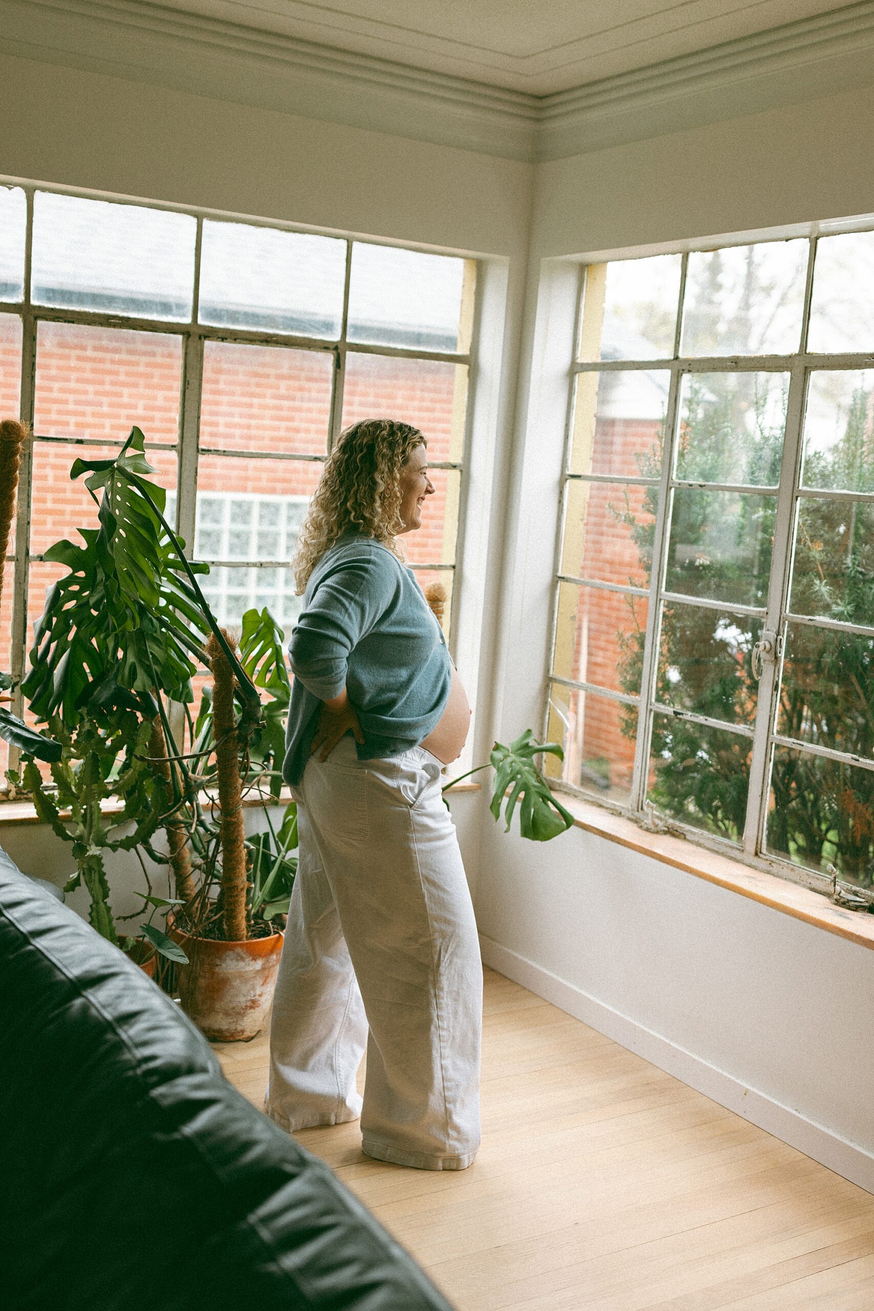 In Home Maternity Pictures Royal Oak MI