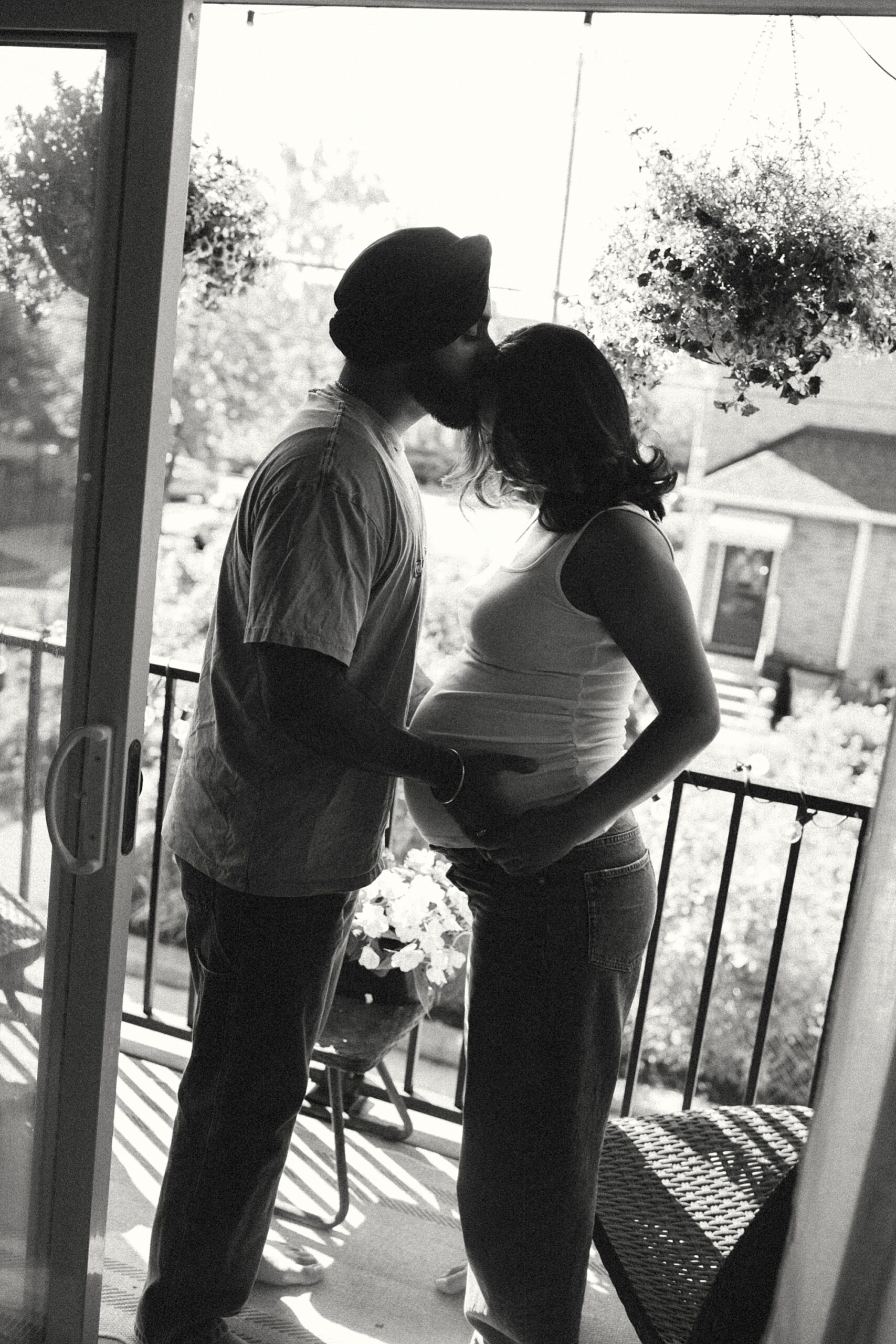In Home Maternity Session Royal Oak MI